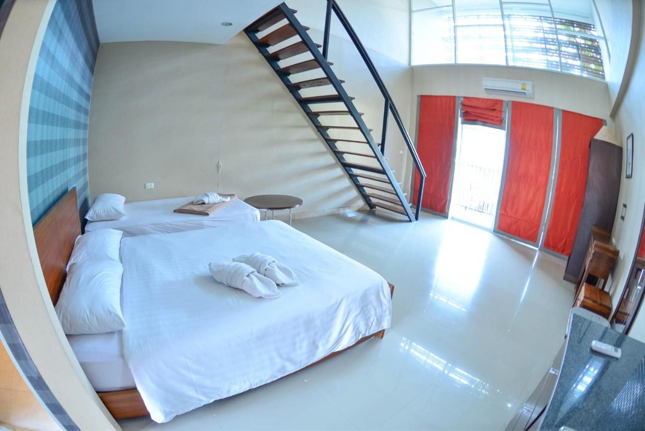 ตำหนักวิลล่า 10 ห้องนอน พร้อมสระว่ายน้ำส่วนตัว Ban Nong Tabaek Exterior foto