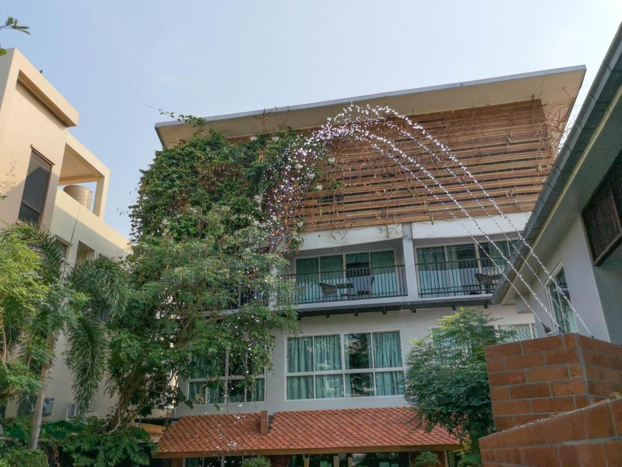 ตำหนักวิลล่า 10 ห้องนอน พร้อมสระว่ายน้ำส่วนตัว Ban Nong Tabaek Exterior foto